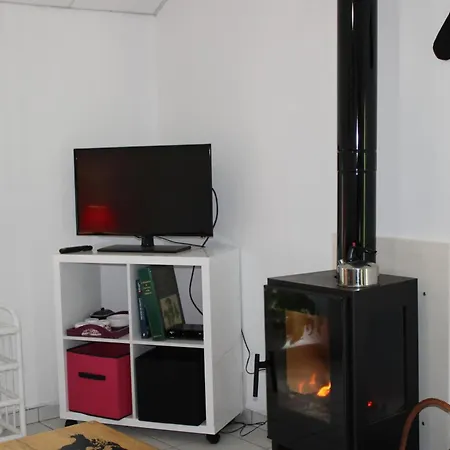 Venkovský dům Independant Renove, Animaux Acceptes, Jardin - La Tourne - Fr-1-489-22
